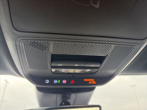 New 2026 Chevrolet Traverse Z71 w/ Driver Confidence Package image 30