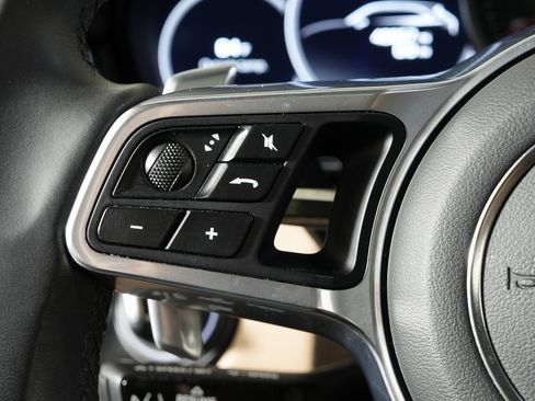 Certified 2021 Porsche Cayenne image 25