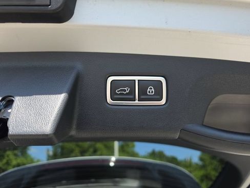 Certified 2023 Kia Sorento EX w/ Panoramic Sunroof Package FWD image 7