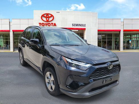 Used 2024 Toyota RAV4 XLE FWD image 2