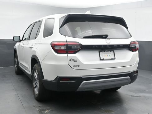 Used 2024 Honda Pilot EX-L image 6