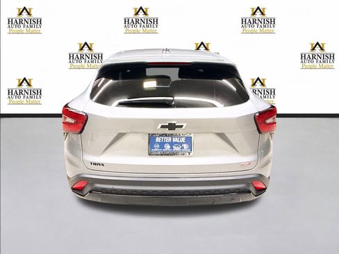 New 2026 Chevrolet Trax RS w/ Driver Confidence Package image 7