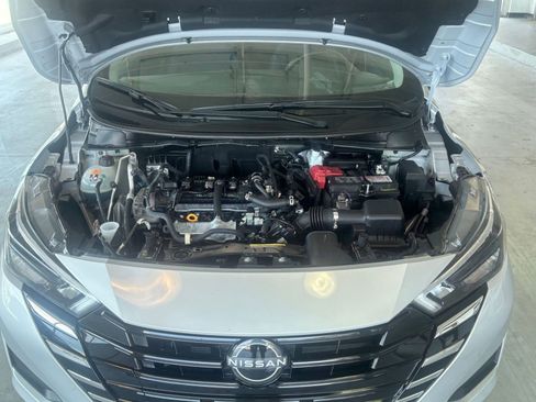 Used 2025 Nissan Versa SV image 31