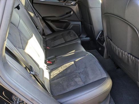Used 2018 Porsche Macan Sport Edition image 19