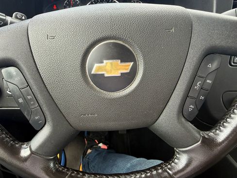 Used 2020 Chevrolet Express 2500 w/ Driver Convenience Package RWD image 24
