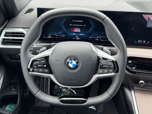 Used 2025 BMW 330i Sedan RWD image 19