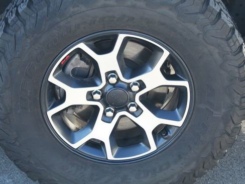 Used 2019 Jeep Wrangler Unlimited Rubicon image 9