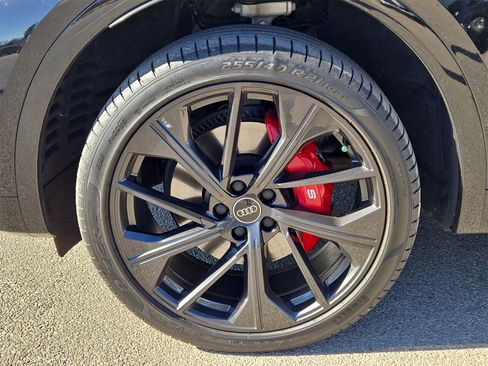 Certified 2025 Audi SQ5 Premium Plus image 11