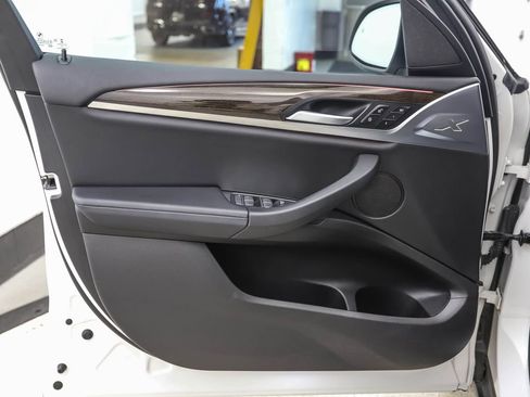 Used 2022 BMW X3 xDrive30i w/ Premium Package 2 image 9