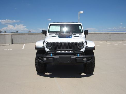 Used 2023 Jeep Wrangler Unlimited Rubicon 4xe AWD/4WD image 3