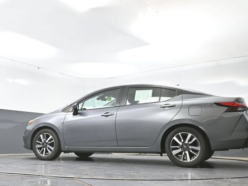 Used 2021 Nissan Versa SV FWD image 50