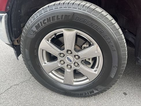 Used 2019 Ford F150 XLT w/ Equipment Group 302A Luxury AWD/4WD image 8