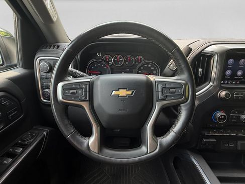 Used 2021 Chevrolet Silverado 1500 LTZ AWD/4WD image 11