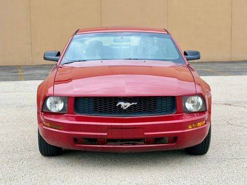 Used 2008 Ford Mustang Coupe RWD image 2