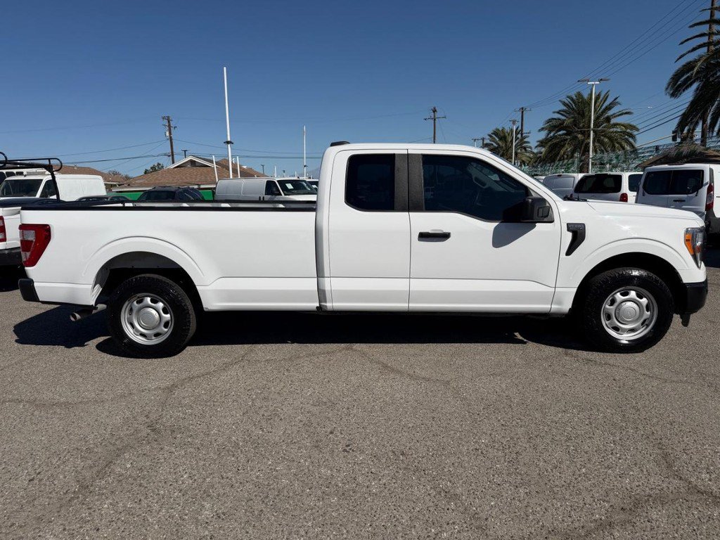 Used 2022 Ford F150 XL w/ Equipment Group 101A High RWD image 4