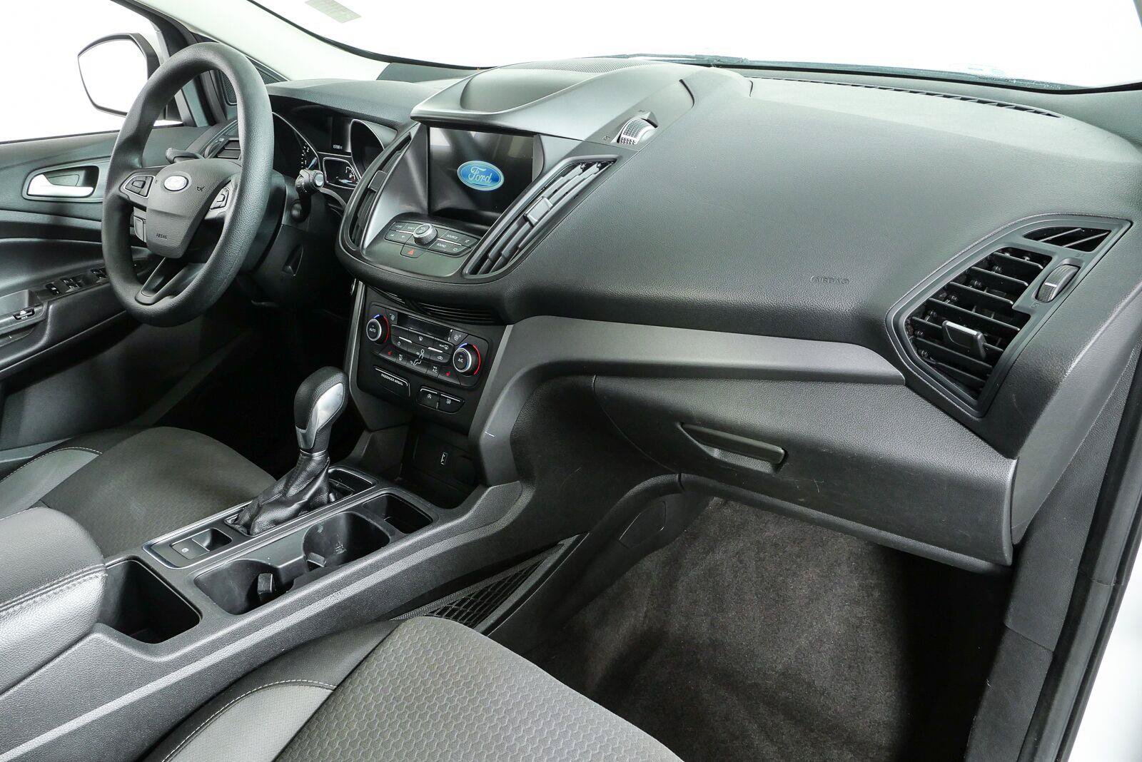 Used 2019 Ford Escape SE FWD image 21