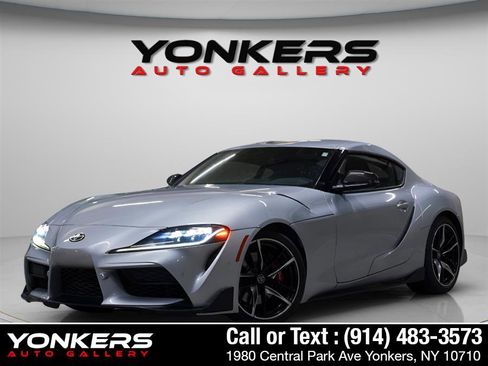 Used 2022 Toyota Supra Premium image 1