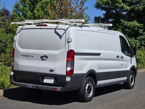 Used 2018 Ford Transit 150 130 Low Roof RWD image 6