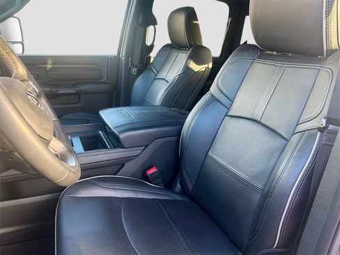 Used 2024 RAM 2500 Limited image 22