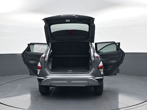 New 2026 Hyundai Kona SEL Premium image 32