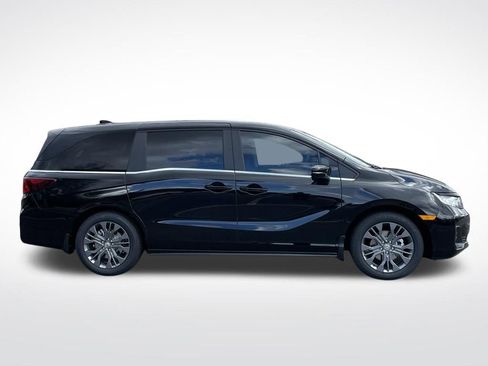 New 2026 Honda Odyssey Touring image 7