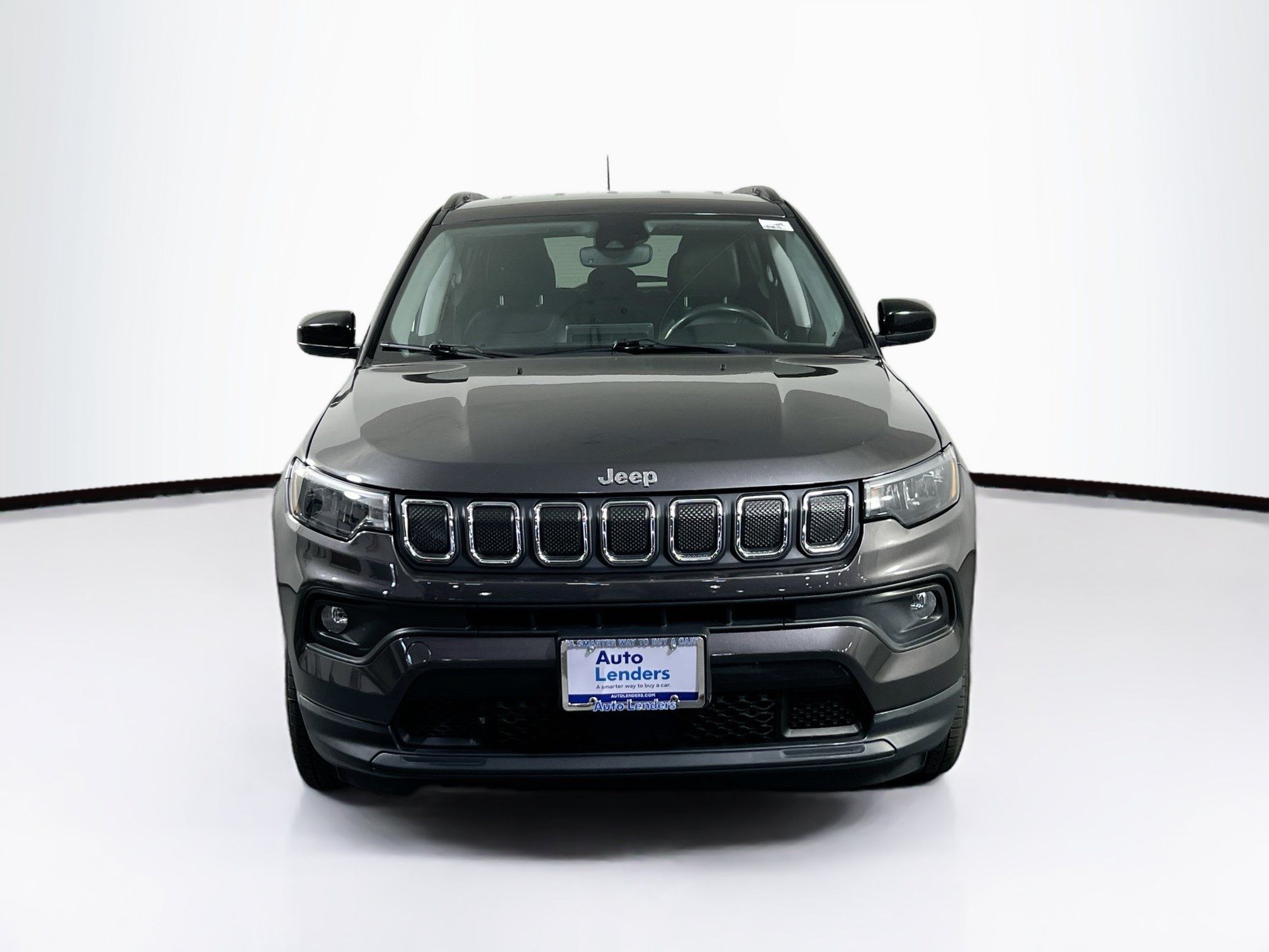 Used 2022 Jeep Compass Latitude w/ Convenience Group AWD/4WD image 2