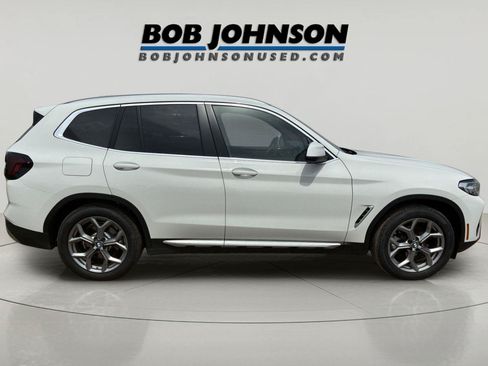 Used 2024 BMW X3 xDrive30i AWD/4WD image 2