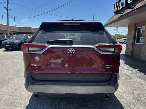 Used 2019 Toyota RAV4 Limited w/ All Weather Liner Package AWD/4WD image 12