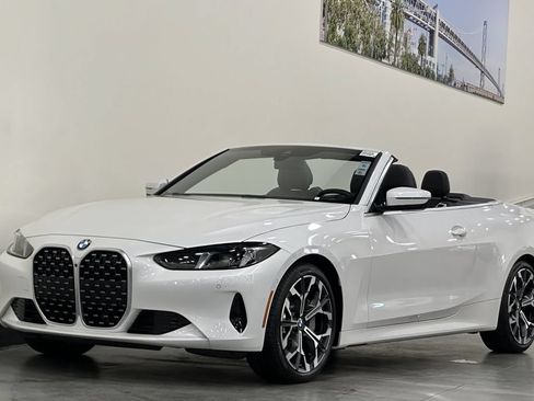 Used 2025 BMW 430i Convertible w/ Premium Package RWD image 8