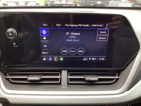 Used 2026 Chevrolet Trax LS FWD image 20