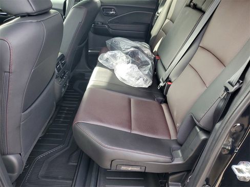 Used 2024 Honda Ridgeline Black Edition image 22