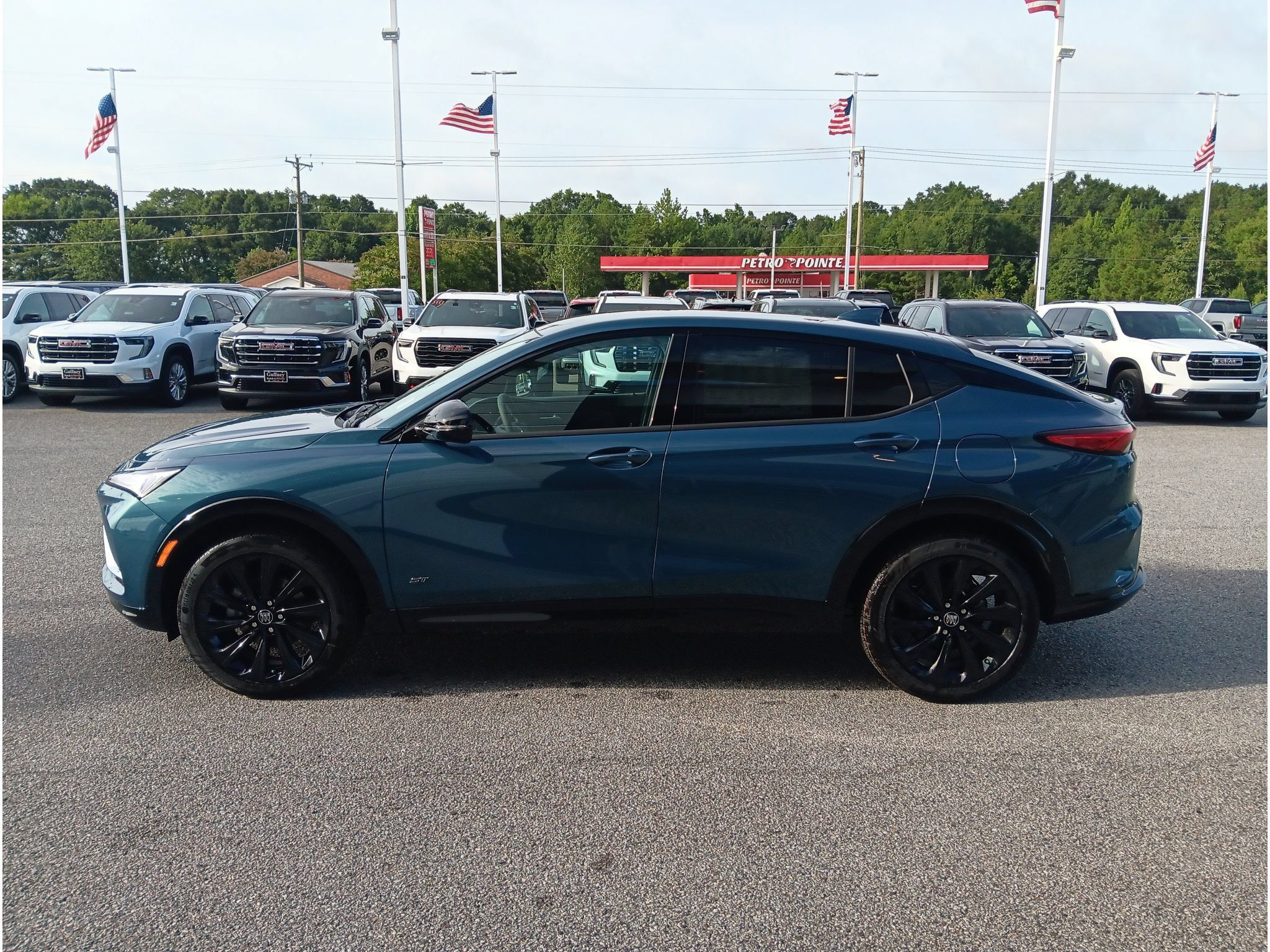 New 2026 Buick Envista Sport Touring w/ Convenience I Package FWD image 3