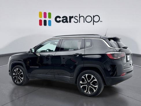 Used 2024 Jeep Compass Limited image 3