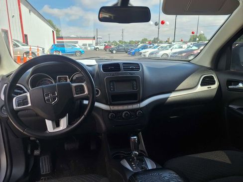 Used 2019 Dodge Journey SE w/ Premium Group AWD/4WD image 13