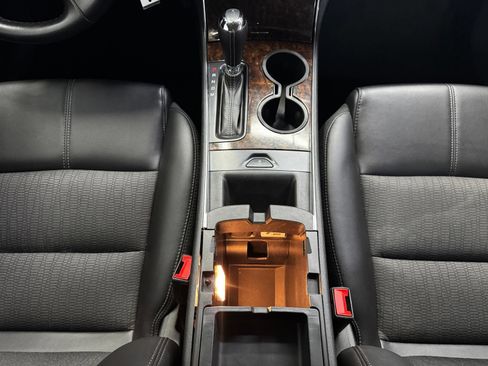 Used 2015 Chevrolet Impala LT FWD image 27