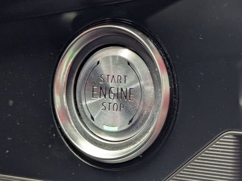 Used 2023 Chevrolet Corvette Stingray Premium Conv w/ Z51 Performance Package image 24