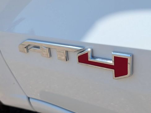 New 2026 GMC Canyon AT4 w/ Technology Plus Package AWD/4WD image 40