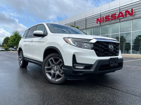 Used 2023 Honda Passport EX-L image 2