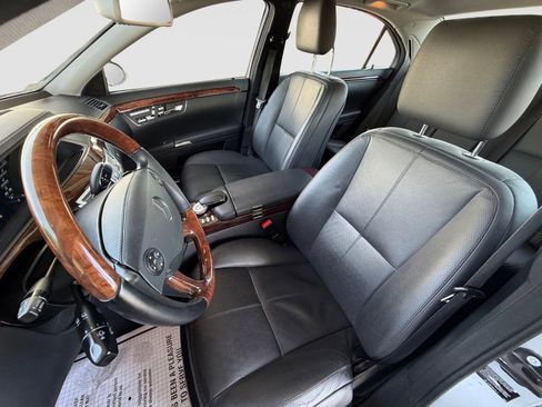Used 2009 Mercedes-Benz S 550 4MATIC image 13