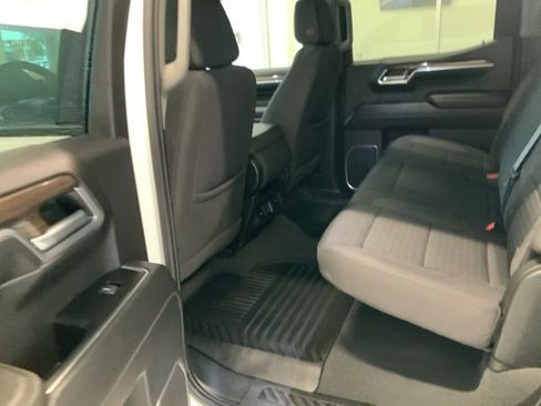 Used 2023 Chevrolet Silverado 1500 RST w/ Z71 Off-Road Package image 16