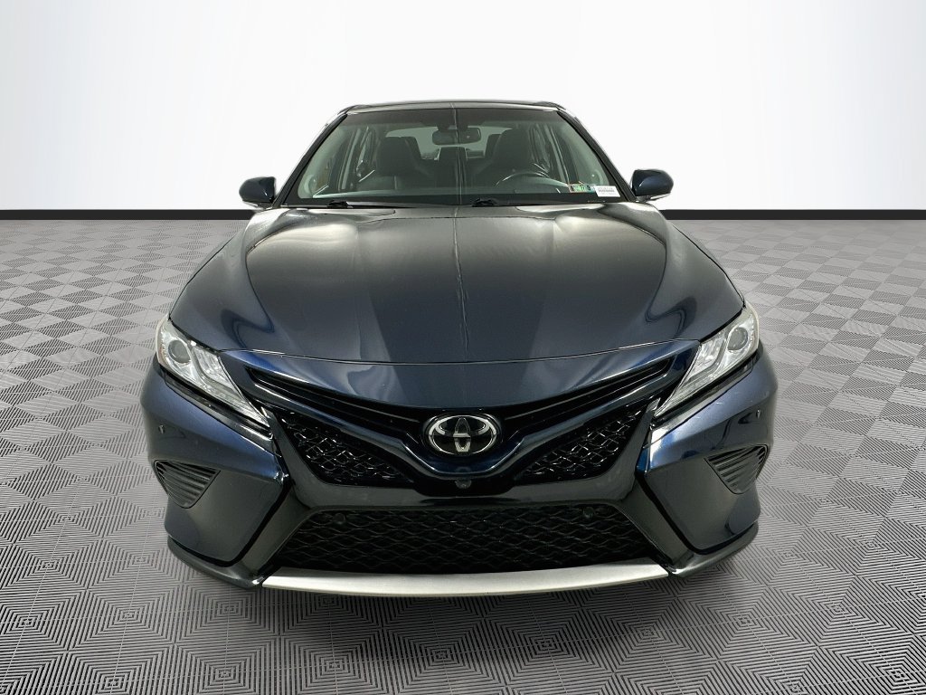 Used 2018 Toyota Camry XSE w/ Driver Assist Package FWD image 3