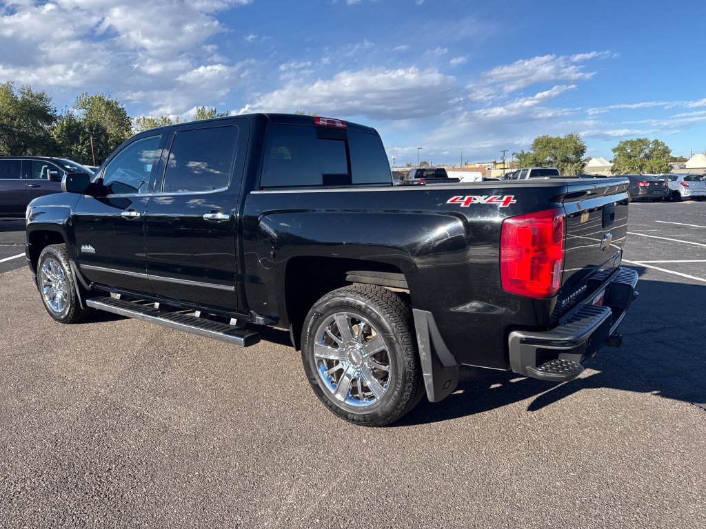 Used 2016 Chevrolet Silverado 1500 High Country w/ High Country Premium Package AWD/4WD image 3
