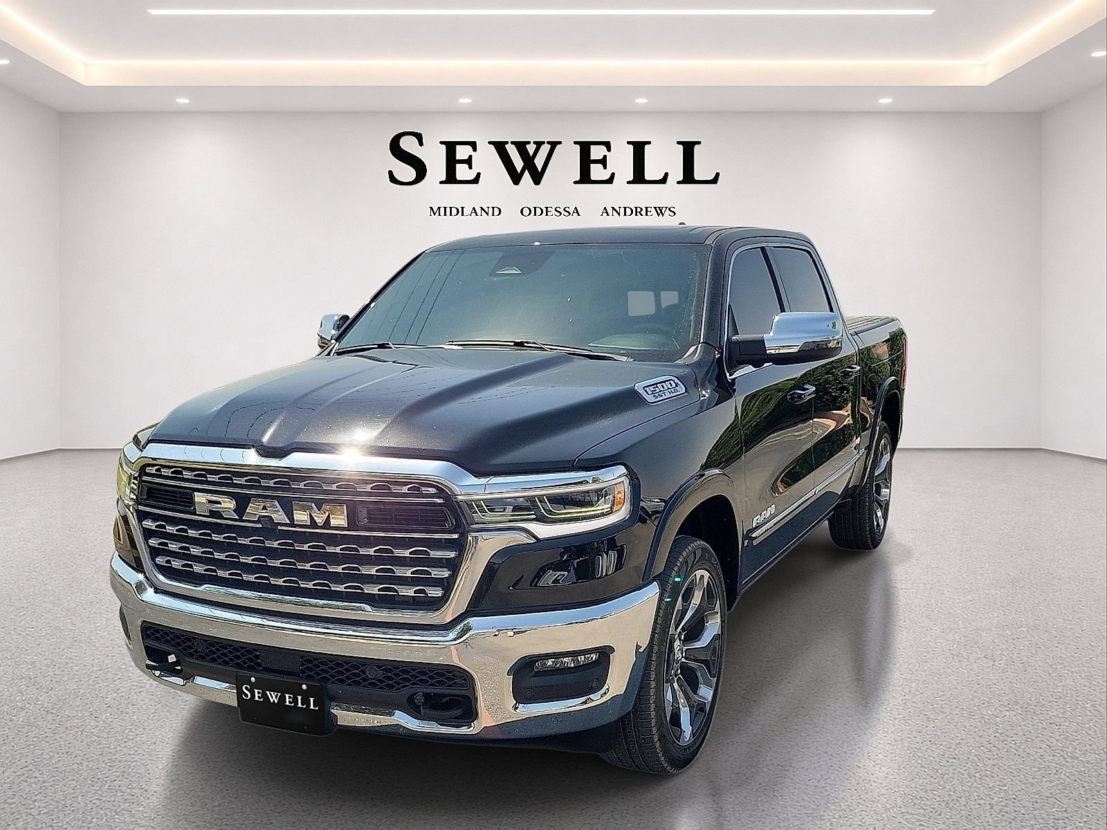 Used 2025 RAM 1500 Limited AWD/4WD image 1