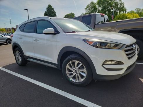 Used 2017 Hyundai Tucson SE AWD/4WD image 1