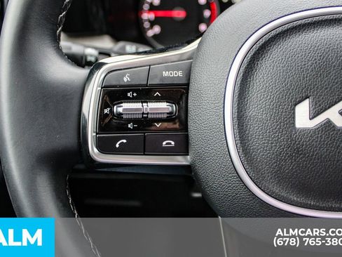 Used 2023 Kia Sorento EX image 29