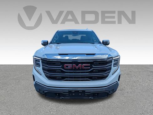 Used 2025 GMC Sierra 1500 SLT RWD image 28
