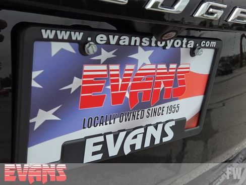 Used 2024 Ford Edge Titanium AWD/4WD image 31