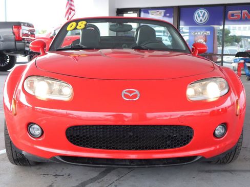 Used 2008 MAZDA MX-5 Miata Grand Touring RWD image 11