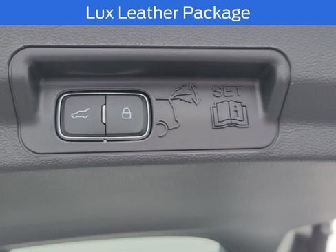 New 2026 Ford Explorer Platinum w/ LUX Leather Package image 16