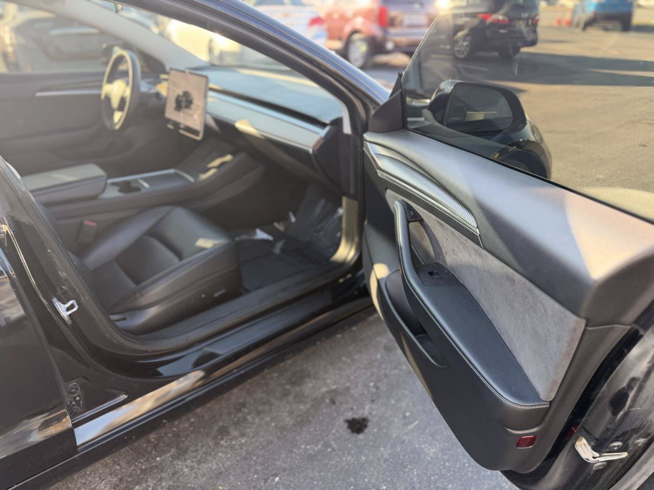 Used 2022 Tesla Model 3 Long Range AWD/4WD image 38